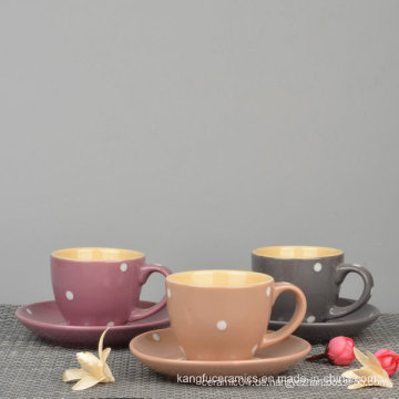 Gepunktete Design Glasierte Tasse und Untertasse Kaffee Set